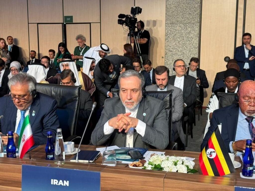 Iran, Araghchi : « Le programme nucléaire se poursuit ». Le Parlement suspend sa coopération avec l'AIEA.
